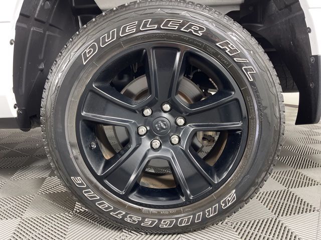 2022 Bright White Clearcoat Ram 1500 Big Horn/Lone Star 4X4 Truck