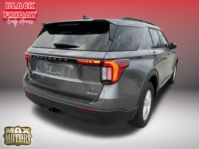 2025 Ford Explorer Active 12