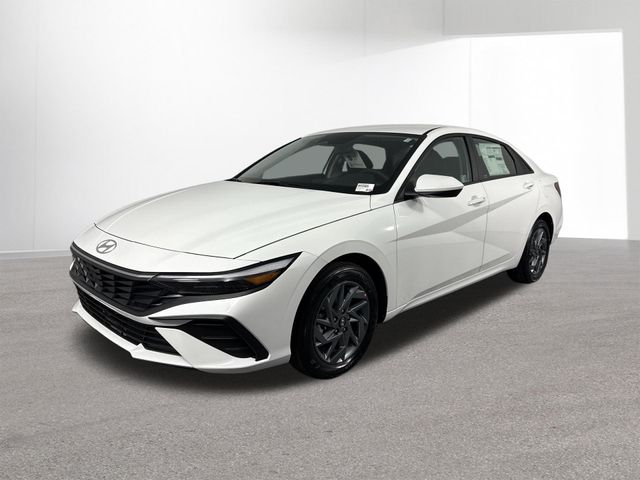 Used 2025 Hyundai Elantra Hybrid For Sale in Indianapolis, IN