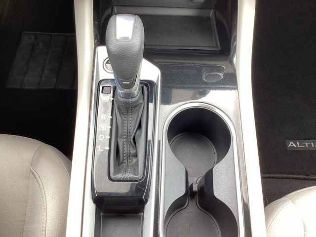 Used Car 2024 Nissan Altima  2.5 Sv For Sale Under $25,000 In San Antonio, Texas