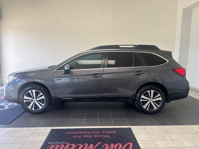 2018 Subaru Outback Limited AWD photo