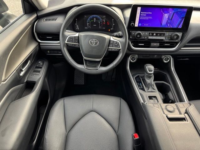 Used 2024 Toyota Grand Highlander SUV
