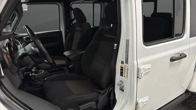 Used 2021 Bright White Clearcoat Jeep Mojave image 10