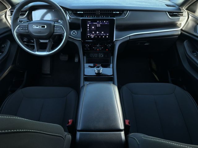 Used 2025 Black Jeep Laredo image 17