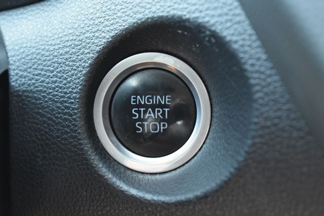 2022 Toyota Corolla Cross XLE - Photo 26