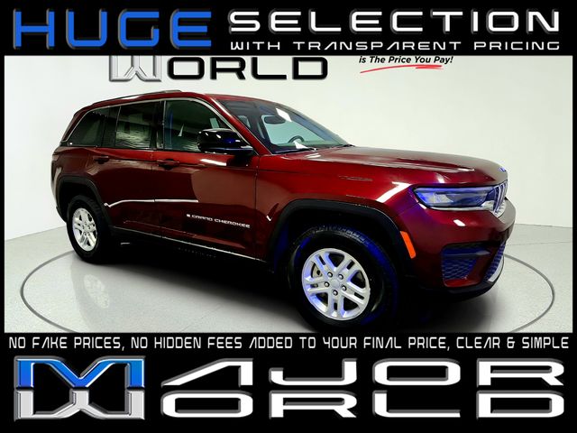 2024 Jeep Grand Cherokee Laredo RWD