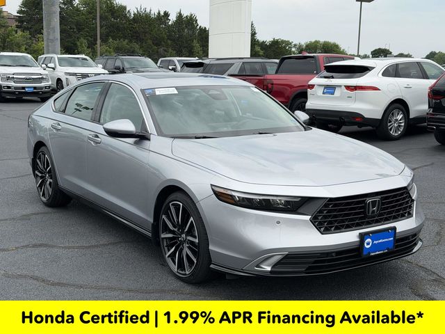 Solar Silver Metallic 2025 Honda Accord Hybrid Sedan Front-Wheel Drive Continuously Variable Transmission