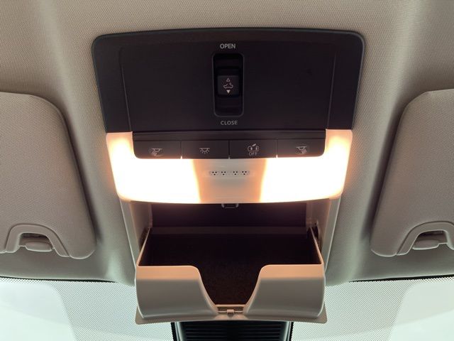 2025 Gun Metallic Nissan Altima 2.5 SR FWD Sedan