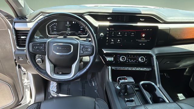 Used 2024 White GMC Denali image 10