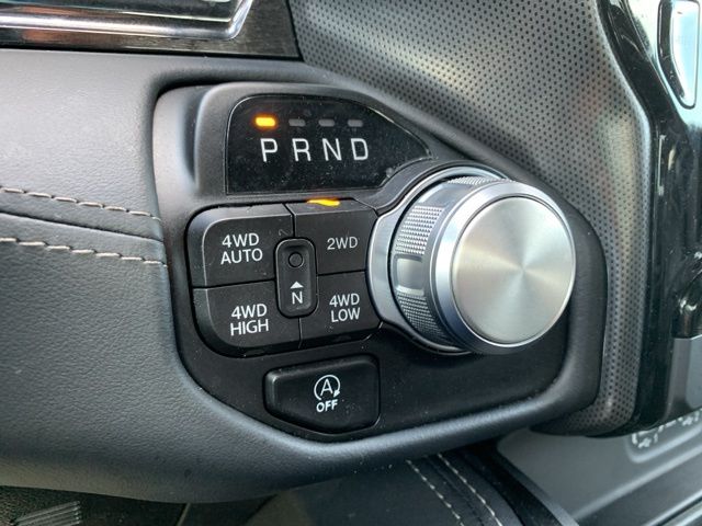 2023 RAM 1500 Limited photo