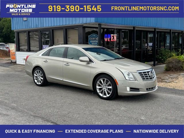 Silver Coast Metallic 2014 Cadillac XTS Luxury FWD Sedan Front-Wheel Drive 6-Speed Automatic