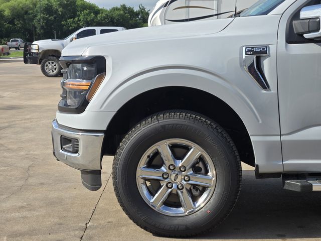 2025 White Ford F-150 XLT 4X4 Truck