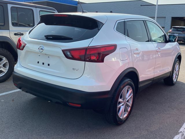 2018 Nissan Rogue Sport SL 3