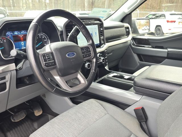 2022 Ford F-150 XLT:C02410C