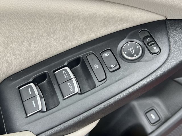 Used 2019  Honda Touring 2.0T image 35