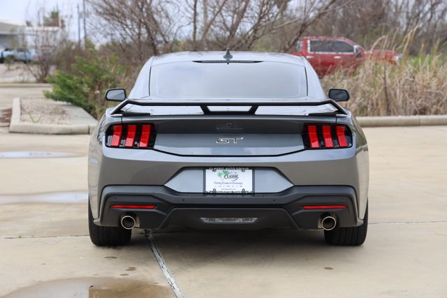 2025 Ford Mustang GT - 6