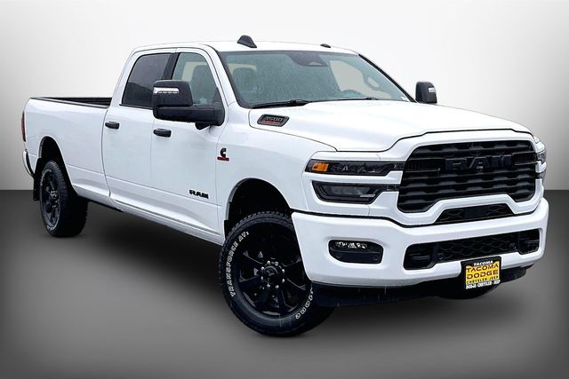 2026 RAM 3500 Big Horn Crew Cab LB 4WD