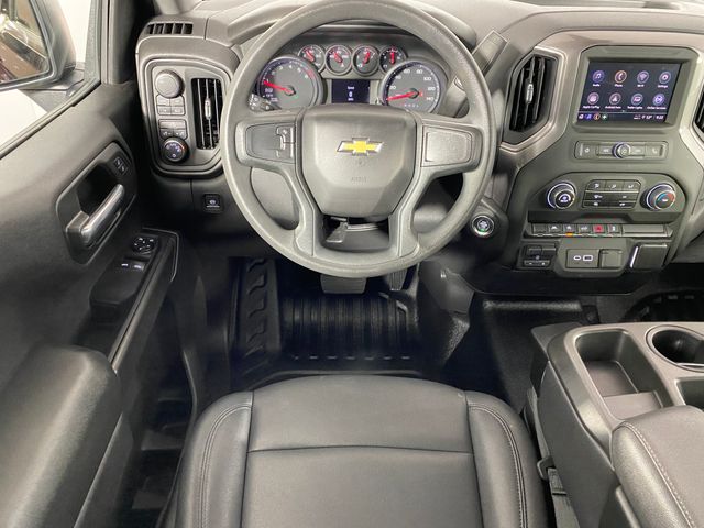 2024 Chevrolet Silverado 1500 WT photo