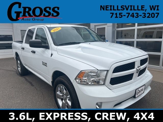 2017 RAM 1500 Express Crew Cab 4WD