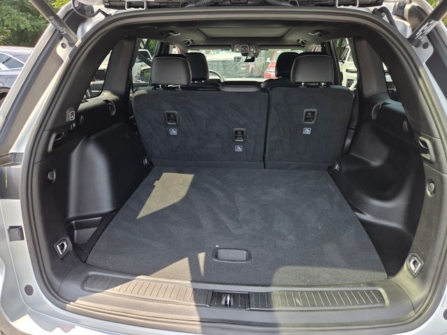 Used 2025 Jeep Grand Cherokee SUV