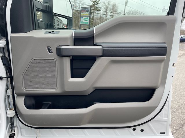 2018 Ford F-250SD XLT - Oxford White exterior view 17