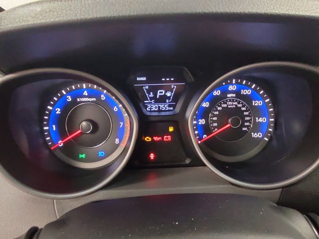 2014 – Hyundai – Elantra