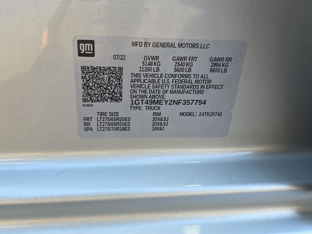 Used 2022 Silver GMC SLE image 36