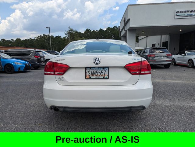 2014 Volkswagen Passat 1.8T SE