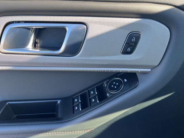 2026 Ford Explorer Active:168582