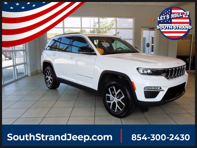 Bright White Clearcoat 2025 Jeep Grand Cherokee Limited 4WD SUV / Crossover Four-Wheel Drive 8-Speed Automatic