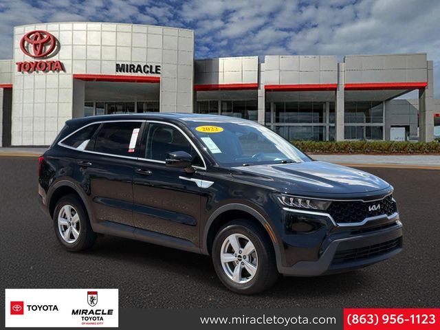 2022 Kia Sorento LX AT 4WD's photo