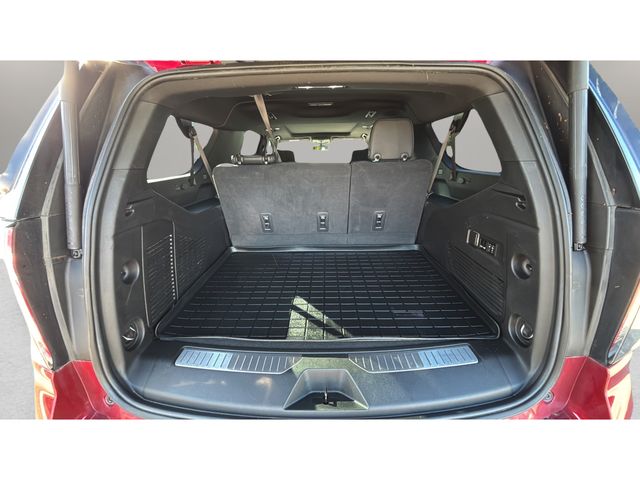 Used 2022 Red Chevrolet Z71 image 32