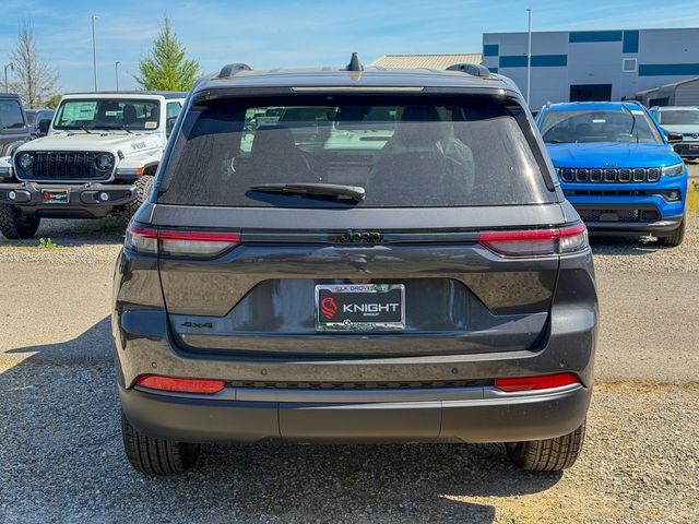 new 2026 Jeep Grand Cherokee car, priced at $37,525