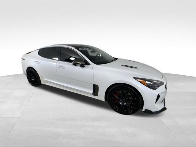 2022 Kia Stinger GT2 8