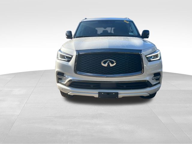 2023 INFINITI QX80 LUXE 4