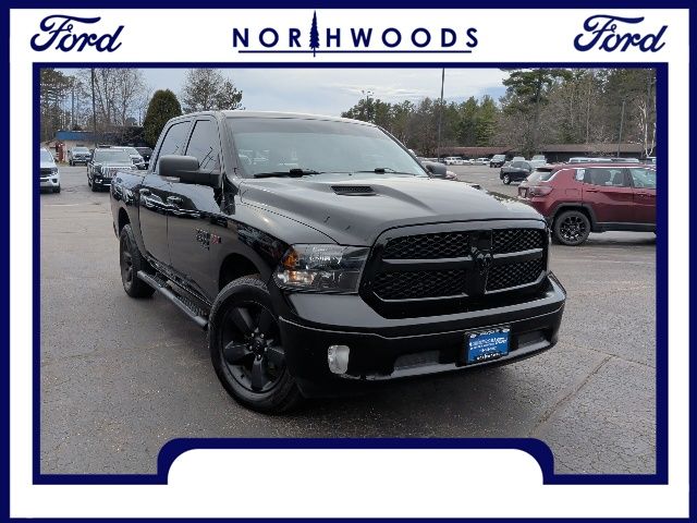 2019 RAM 1500 Classic SLT Crew Cab 4WD