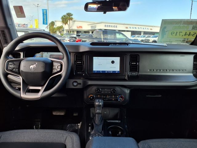 2023 Ford Bronco photo