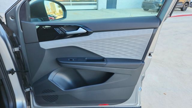 2023 Volkswagen Taos