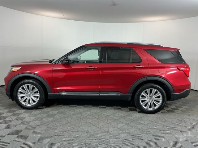 Used 2022 Red Ford Limited image 8