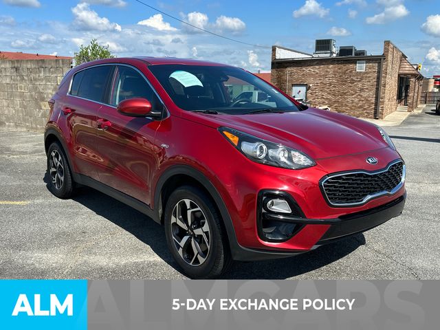 Used 2022 Red Kia LX image 3