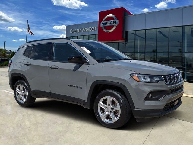 Gray Clearcoat 2024 Jeep Compass SUV / Crossover Four-Wheel Drive 8-Speed Automatic