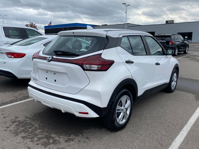 2021 Nissan Kicks S 3