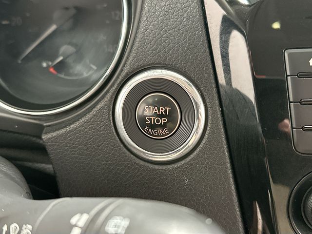 2019 Nissan Rogue SL White at Subaru and VW of Moon Township