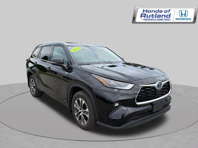 Midnight Black Metallic 2022 Toyota Highlander Hybrid SUV / Crossover All-Wheel Drive Continuously Variable Transmission