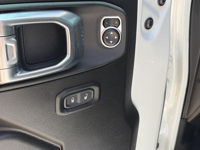 Used 2024 Jeep Wrangler SUV
