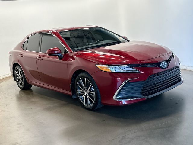 2022 Toyota Camry XLE Red at Honda North