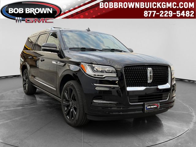 Infinite Black Metallic Clearcoat 2024 Lincoln Navigator SUV / Crossover Four-Wheel Drive Automatic