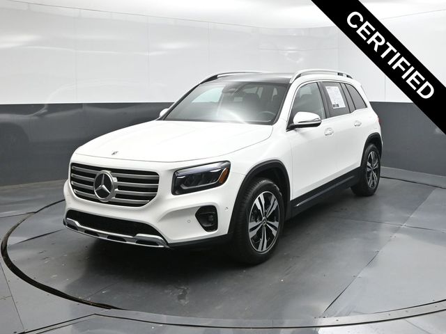 Polar White 2026 Mercedes-Benz GLB SUV / Crossover Front-Wheel Drive 8-Speed Dual Clutch