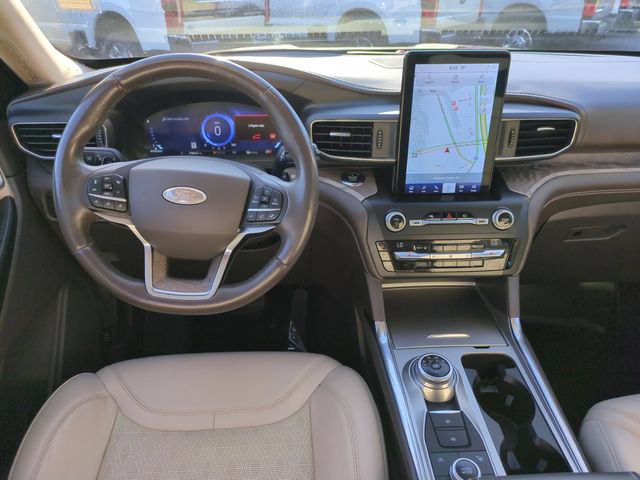 Used 2020 Black Ford Platinum image 31
