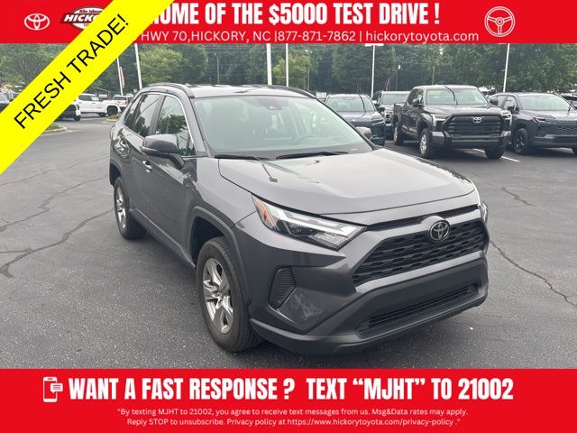 2023 Toyota RAV4 XLE AWD's photo